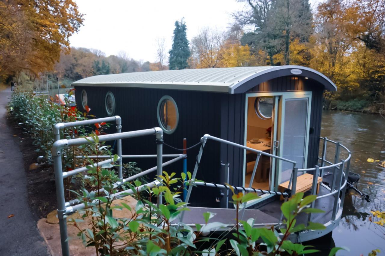 דירות Lady Florence, Maidstone A Unique River Boat With Castle Views מראה חיצוני תמונה